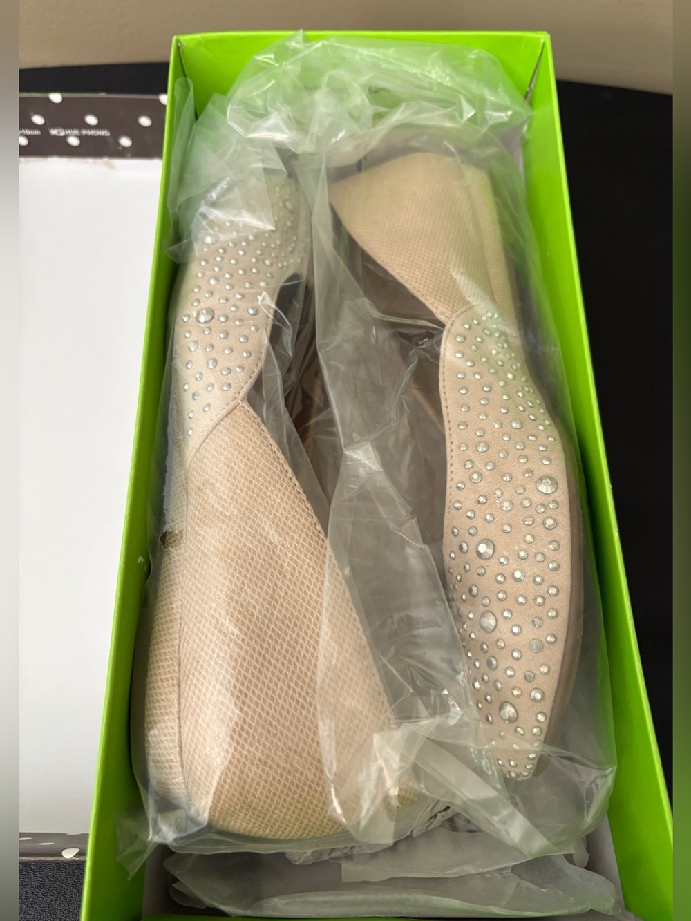 Kelly & Katie Florence Taupe Flats SIZE 7